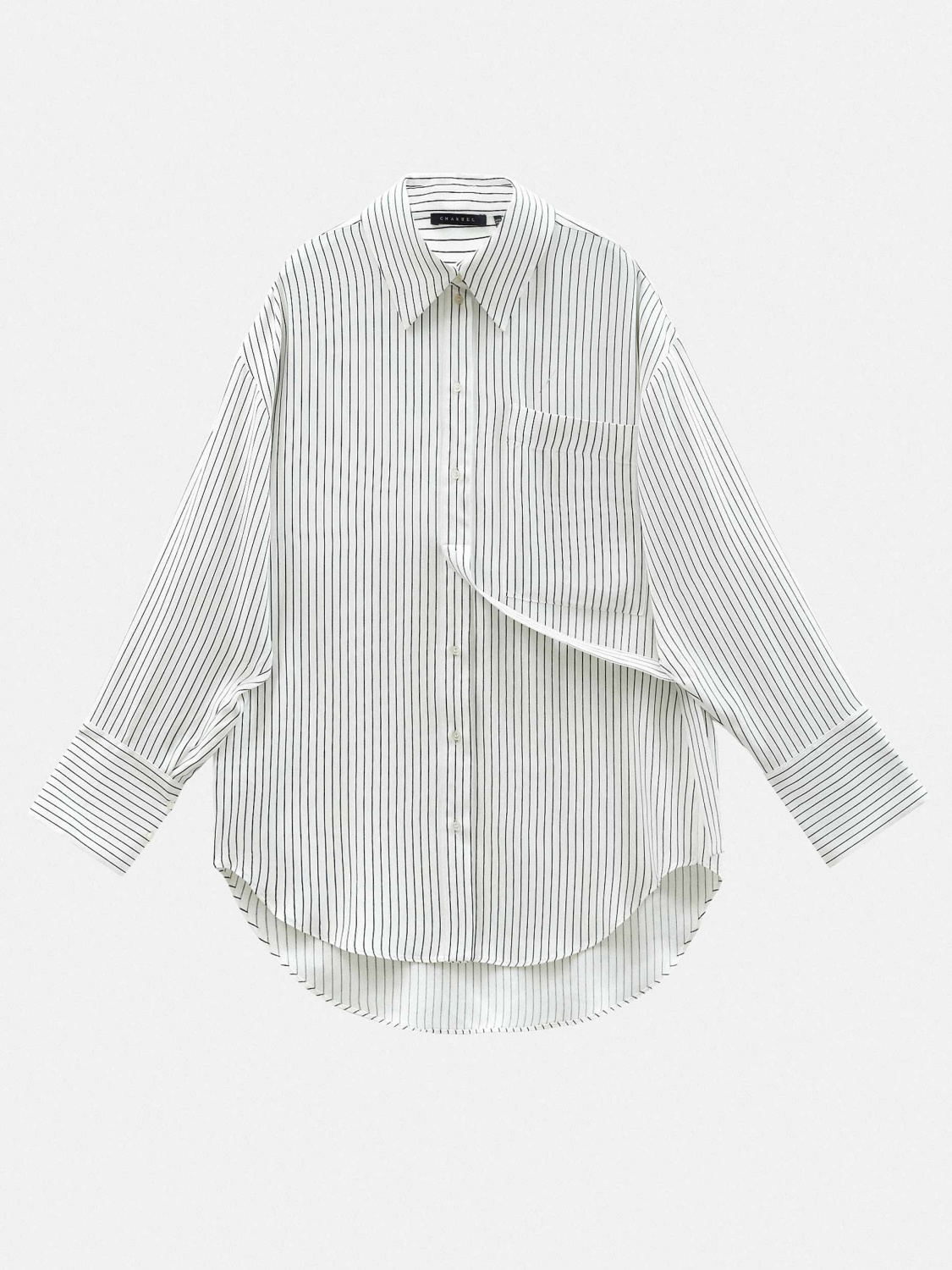 Оверсайз рубашка с акцентной деталью (Белый/Черный)